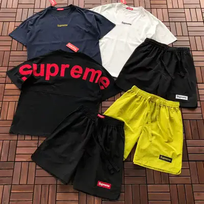 SUPREME T-Shirt