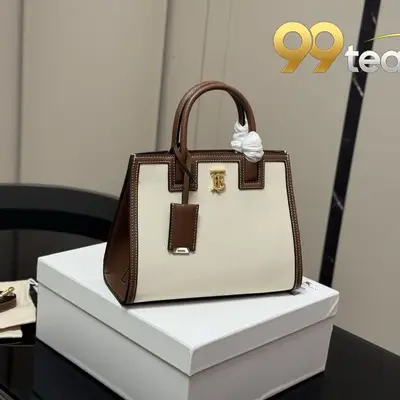 BURBERRY | Item ID: 21616