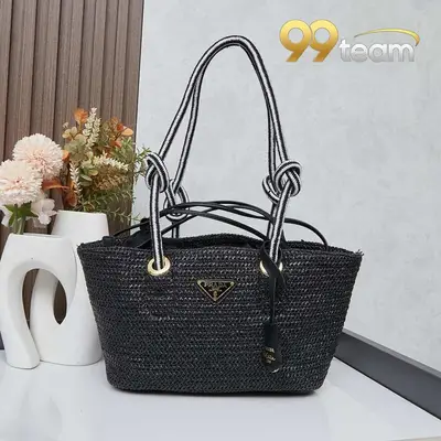 PRADA | Item ID: 08471