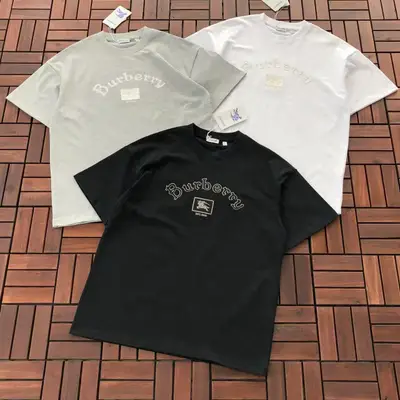 BURBERRY T-Shirt
