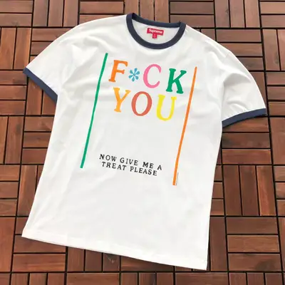 SUPREME T-Shirt