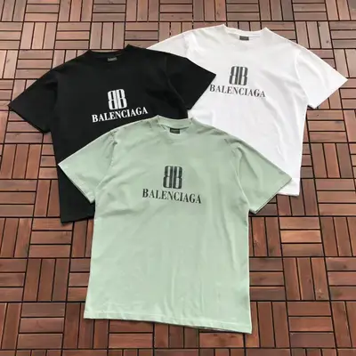 BALENCIAGA T-Shirt