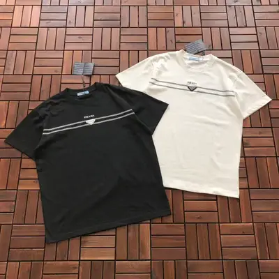 PRADA T-Shirt