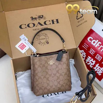 COACH | Item ID: 05234