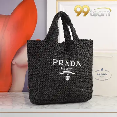 PRADA | Item ID: 08718