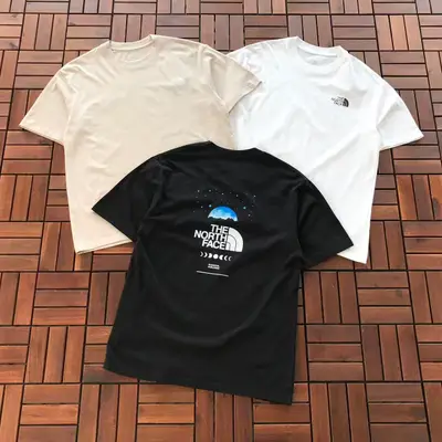 THE NORTH FACE T-Shirt