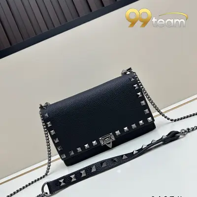 VALENTINO | Item ID: 18756