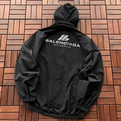 BALENCIAGA Jacke
