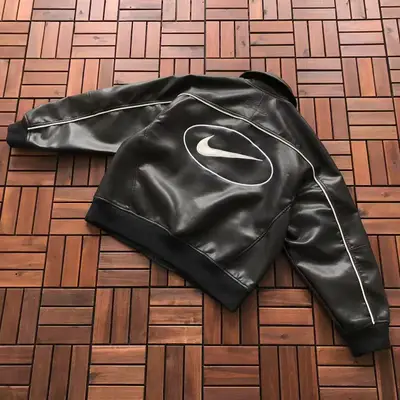 NIKE Jacke