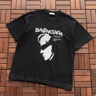 BALENCIAGA T-Shirt