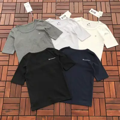 LULULEMON T-Shirt