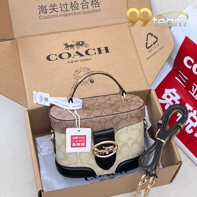 COACH | Item ID: 05290