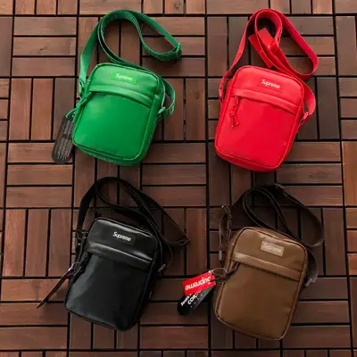 SUPREME Tasche