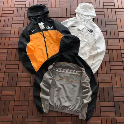 NIKE Jacke