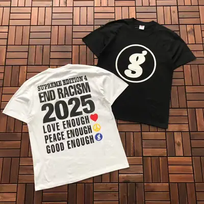 SUPREME T-Shirt