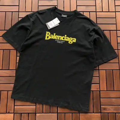 BALENCIAGA T-Shirt