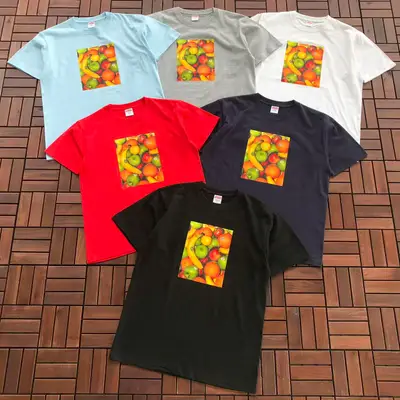 SUPREME T-Shirt