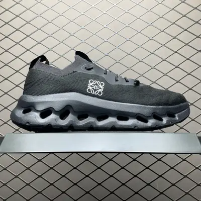ON Cloudnova