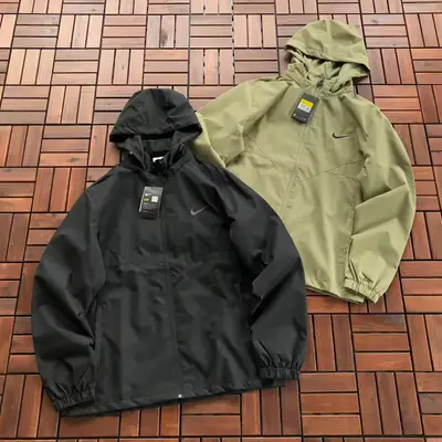 NIKE Jacke