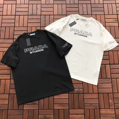 PRADA T-Shirt