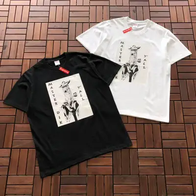 SUPREME T-Shirt