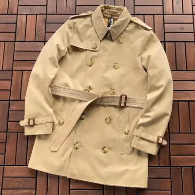 BURBERRY Jacke