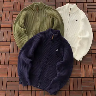 UNDEFEATED Sweater