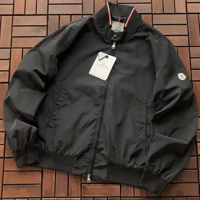 MONCLER Jacke