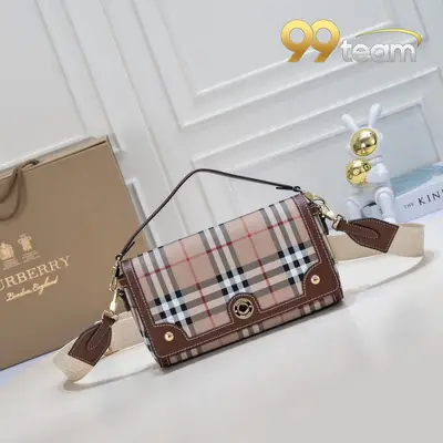 BURBERRY | Item ID: 21604