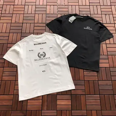 BALENCIAGA T-Shirt