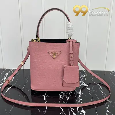 PRADA | Item ID: 08432