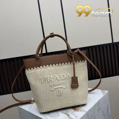 PRADA | Item ID: 09270
