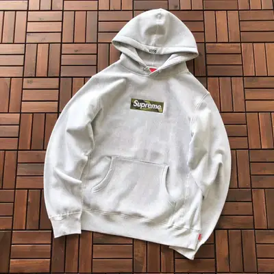 SUPREME Hoodie