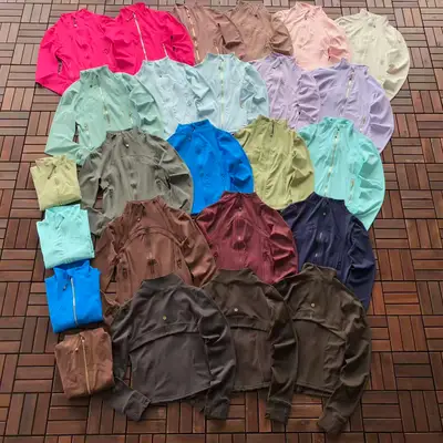 LULULEMON Sweater