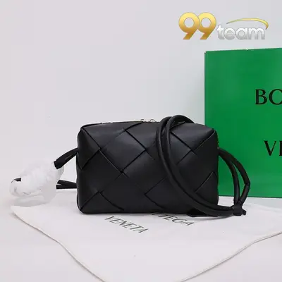BOTTEGA VENETTA | Item ID: 20771