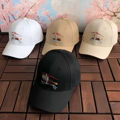 BURBERRY Cap