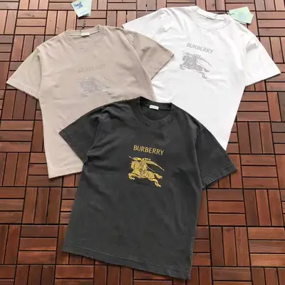 BURBERRY T-Shirt