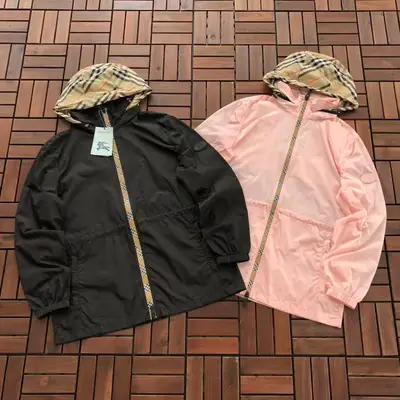 BURBERRY Jacke