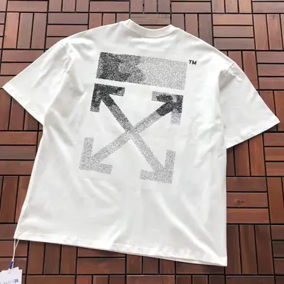 OFF-WHITE T-Shirt