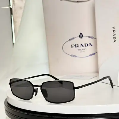 PRADA Brille