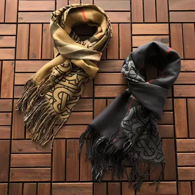 BURBERRY Schal