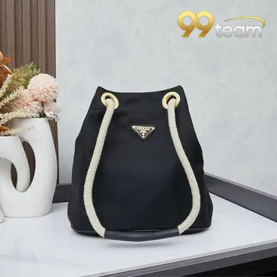 PRADA | Item ID: 09501