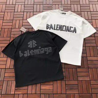 BALENCIAGA T-Shirt
