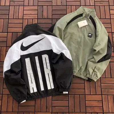 NIKE Jacke