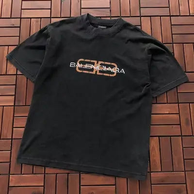 BALENCIAGA T-Shirt