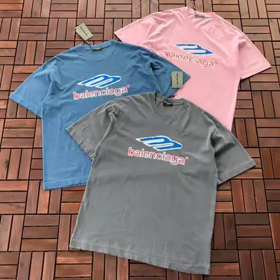 BALENCIAGA T-Shirt