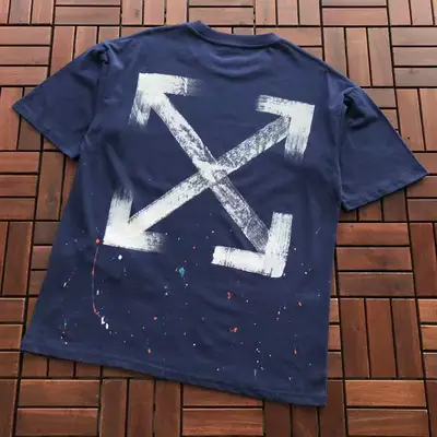 OFF-WHITE T-Shirt