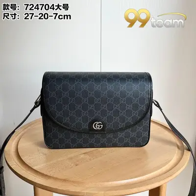 GUCCI | Item ID: 16119