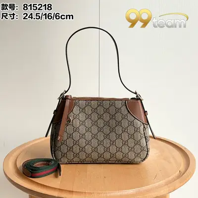 GUCCI | Item ID: 16273