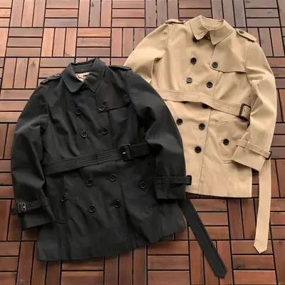 BURBERRY Jacke